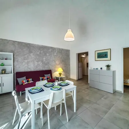 Casa Penninello 1 Катанія